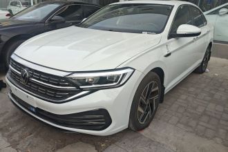 大众 速腾 2025款 300TSI DSG超越版