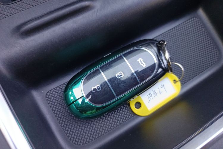 理想汽车 理想L9 2024款 Ultra中控内饰11