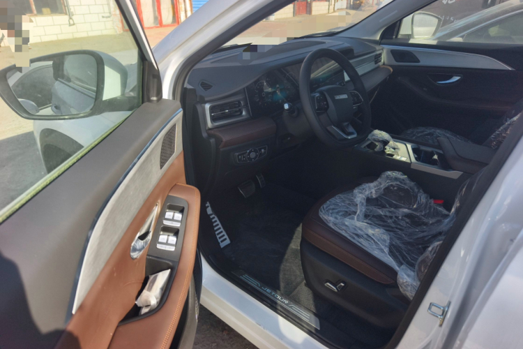 捷途X90 PLUS 2023款 改款 1.6TD DCT别墅 7座中控内饰20