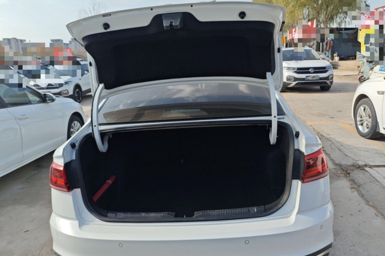 大众 宝来 2023款 200TSI DSG畅行版机舱底盘23