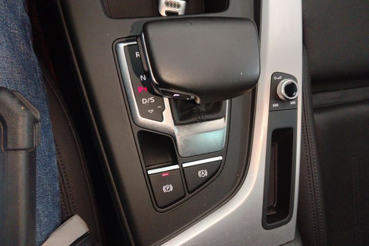 奥迪A5 2021款 Sportback 45 TFSI quattro 臻选动感型中控内饰18