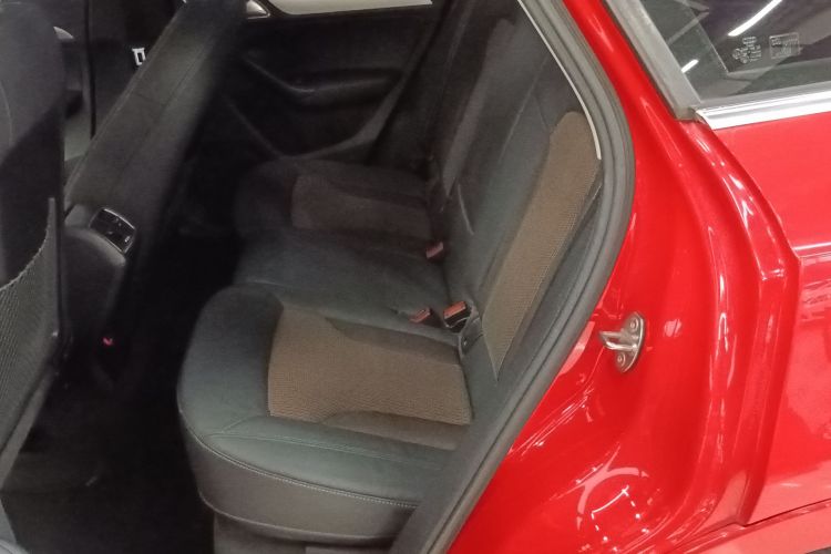 奥迪Q3 2016款 30 TFSI 时尚型中控内饰21