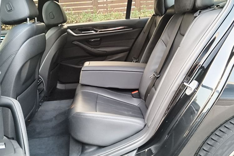 宝马5系 2018款 525Li M运动套装中控内饰21