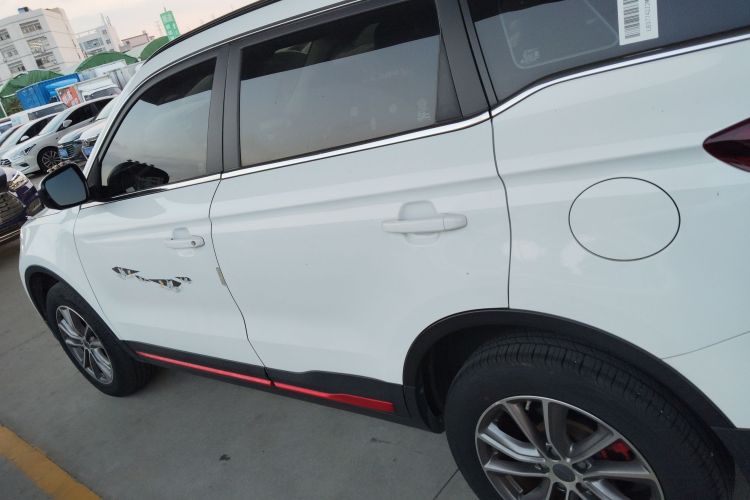 吉利汽车 博越 2021款 1.8TD DCT两驱亚运版车身外观4