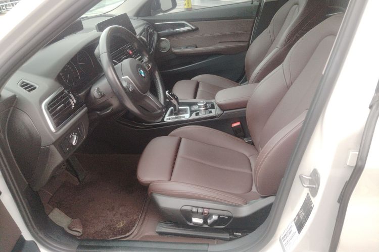 宝马1系 2022款 120i M运动曜夜版局部细节19