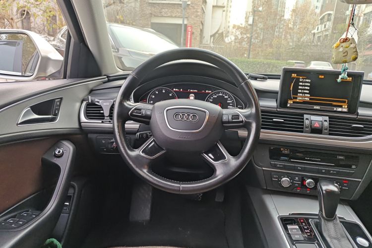 奥迪A6L 2016款 TFSI 技术型中控内饰13