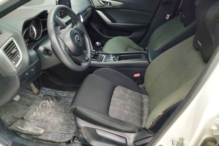 马自达CX-4 2016款 2.0L 手动两驱蓝天活力版局部细节19