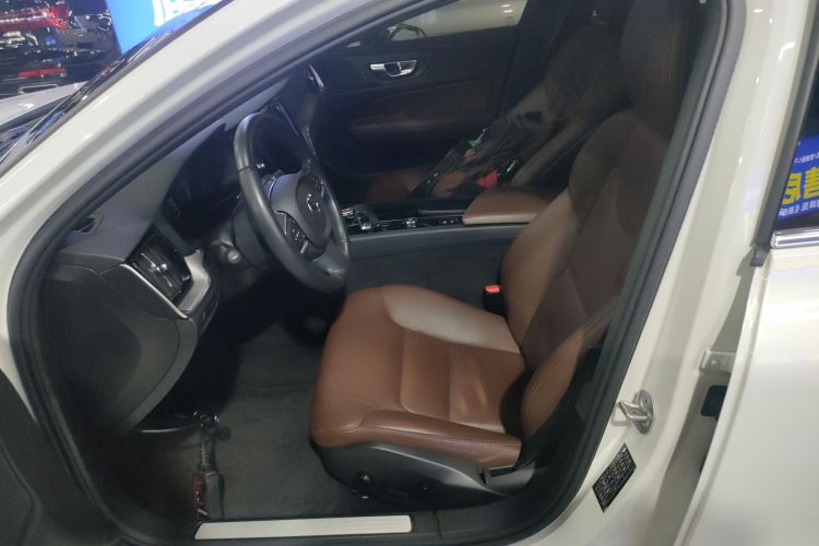 沃尔沃S60 2022款 B4 智逸豪华版局部细节19