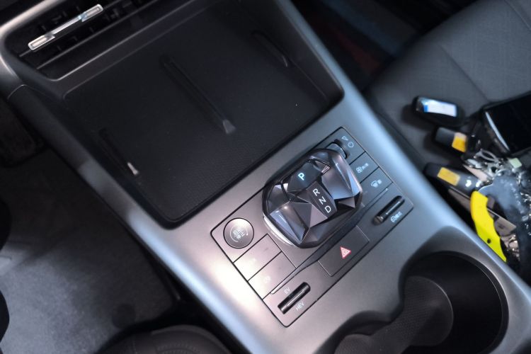 比亚迪 秦PLUS 2025款 DM-i 智驾版 55KM领先型局部细节18