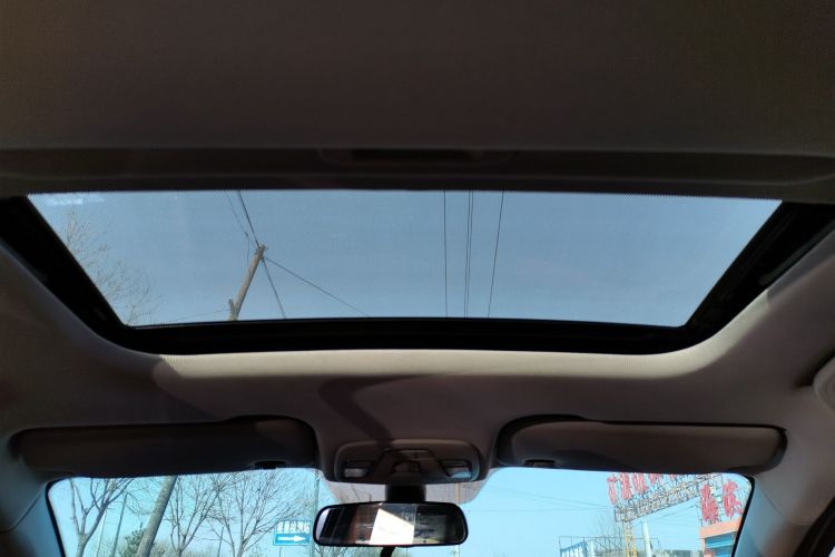 睿蓝汽车X3 PRO 2022款 1.5L CVT小飒中控内饰22