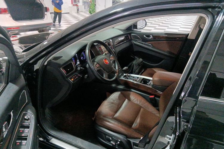 红旗H7 2015款 2.0T 豪华型中控内饰19