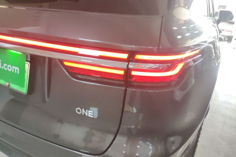 理想汽车 理想ONE 2020款 增程6座版车身外观6006