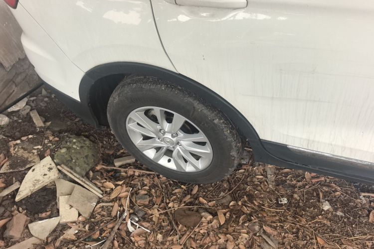 北汽幻速S6 2017款 1.5T CVT畅享型车身外观6008