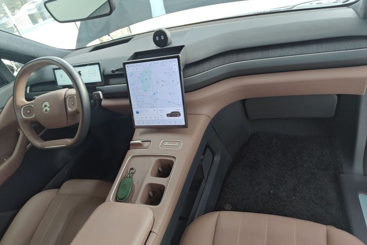 蔚来ES8 2023款 100kWh 签名版中控内饰12