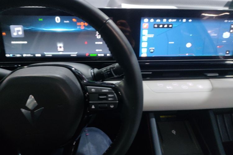 灵悉L 2025款 头号玩家版+超级加倍选装包中控内饰12