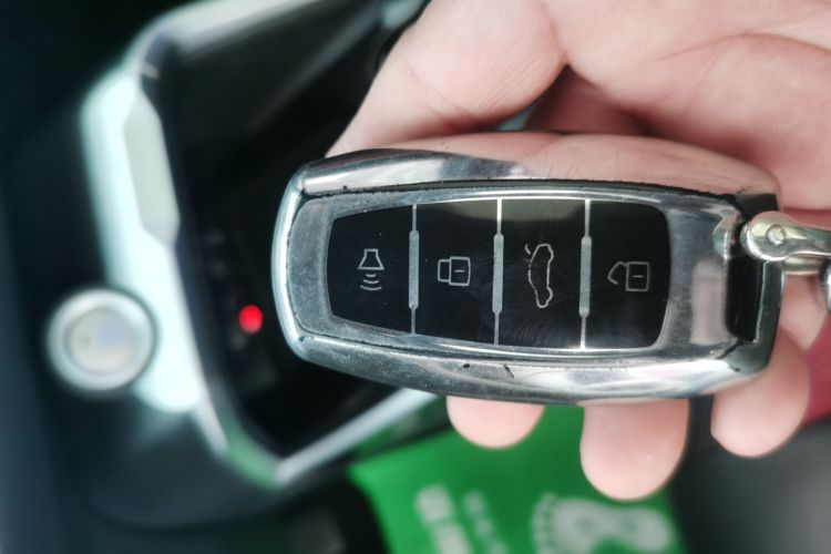 哈弗H6 2020款 2.0GDIT 自动GT冠军版中控内饰11