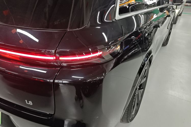 理想汽车 理想L8 2023款 Pro车身外观9