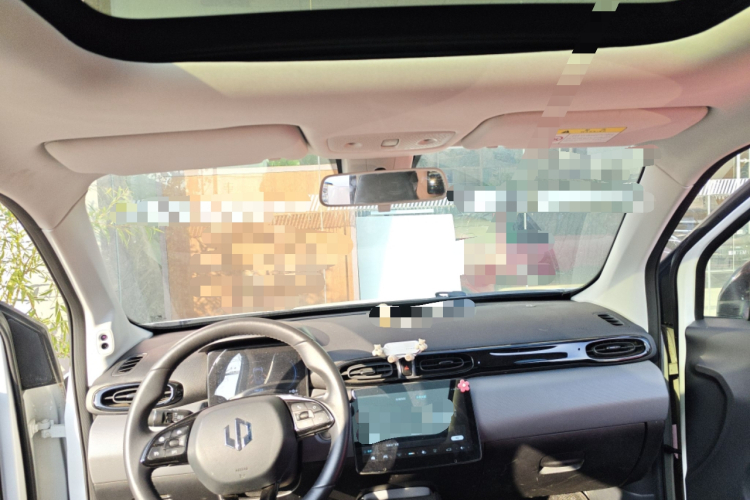 零跑汽车 零跑T03 2021款 400豪华版中控内饰22