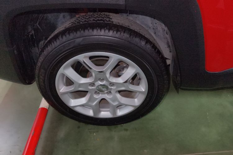 Jeep 自由侠 2016款 1.4T 自动高能版车身外观6008