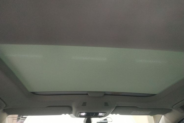 大众 高尔夫 2024款 280TSI DSG Pro 50年传奇版中控内饰22