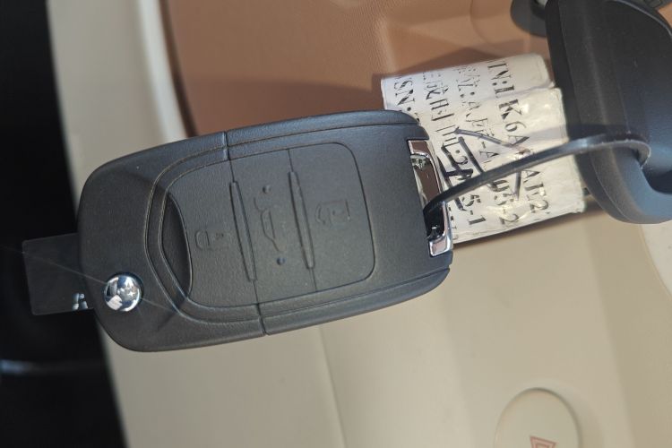 五菱汽车 宏光MINIEV 2024款 第三代 215km 青春版中控内饰7001