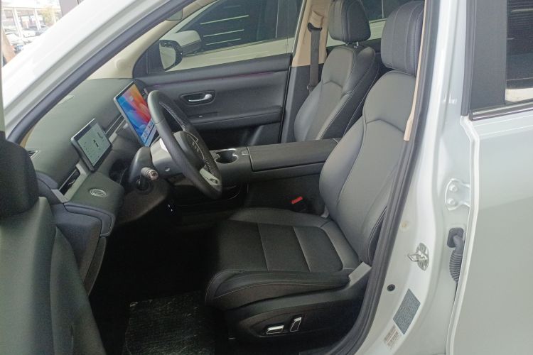 蓝电E5 PLUS 2025款 165km 长续航版PLUS 7座局部细节19