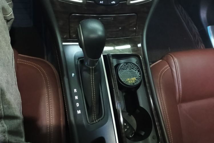 别克 君越 2013款 2.4L SIDI精英舒适型局部细节18