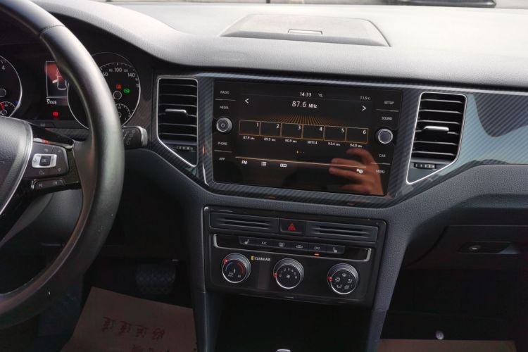 大众 高尔夫·嘉旅 2018款 280TSI 自动豪华型局部细节16