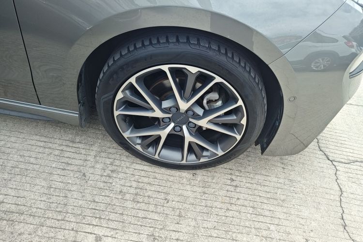 领克03 2022款 2.0TD DCT劲Pro车身外观10