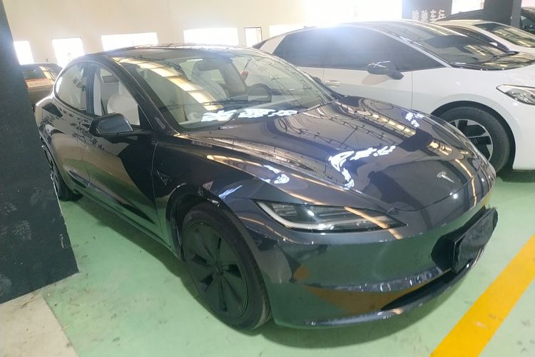 特斯拉 Model 3 2023款 后轮驱动版车身外观6002