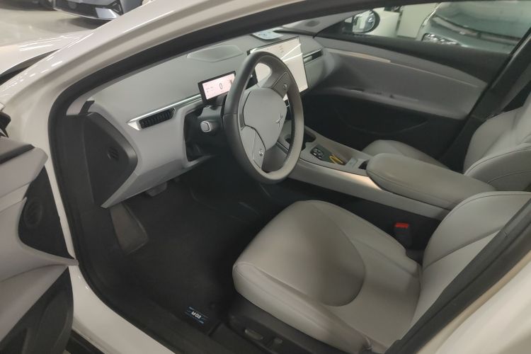 小鹏MONA M03 2024款 515 长续航中控内饰7003