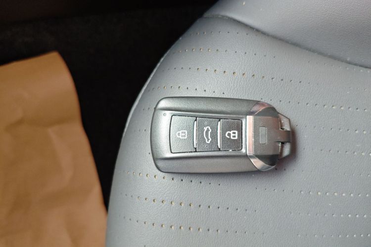 东风风神 奕炫MAX 2023款 1.5T 超炫潮爸版中控内饰11