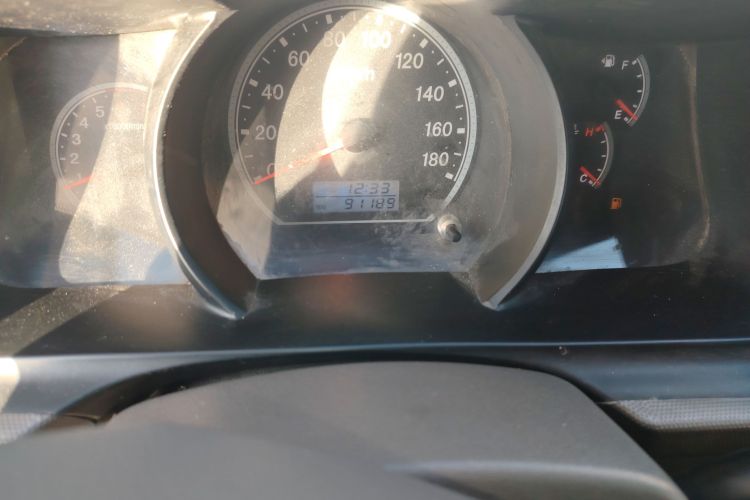 金龙 凯锐浩克 2018款 2.2L M1标准型V22中控内饰15