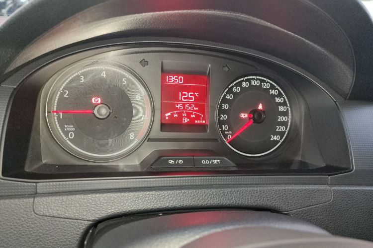 大众 桑塔纳 2021款 1.5L 手动风尚版中控内饰14