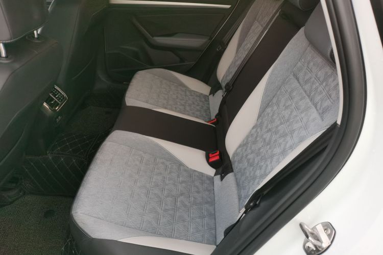 大众 朗逸 2023款 300TSI DSG满逸版中控内饰21