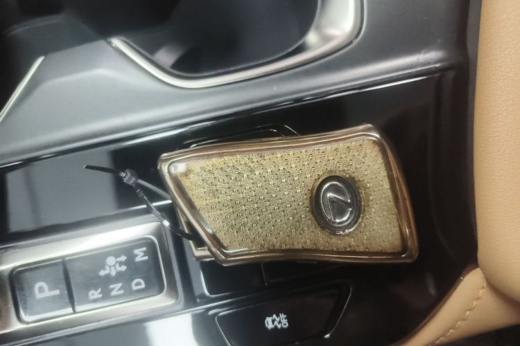 雷克萨斯NX 2022款 260 前驱 创悦版中控内饰7001