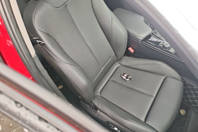 宝马3系 2018款 320Li 时尚型局部细节41