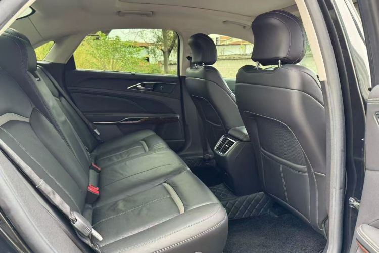 福特 金牛座 2015款 EcoBoost 245 至尊型中控内饰7004