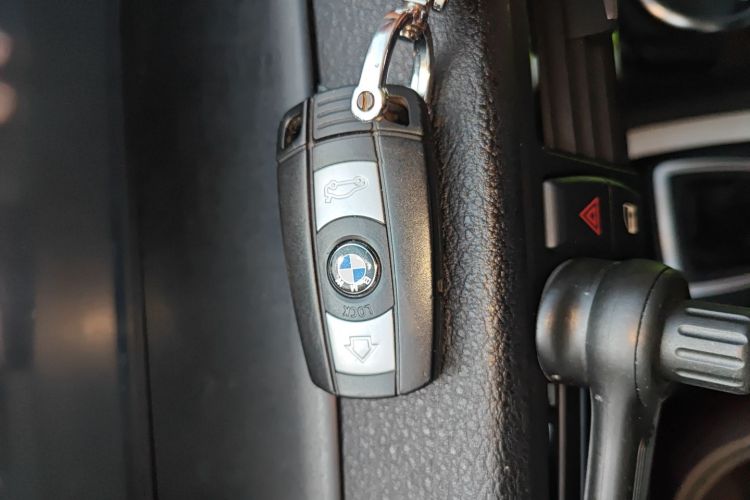 宝马X1 2014款 sDrive18i 时尚型中控内饰7001