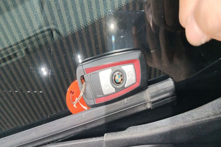 宝马4系 2014款 428i  xDrive Gran Coupe 设计套装型中控内饰11