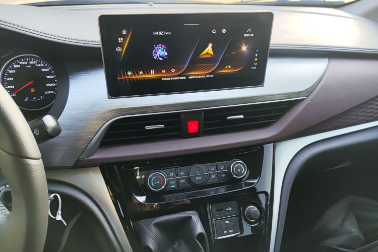 江淮瑞风 瑞风M3 2022款 1.5T 7座标准版中控内饰16