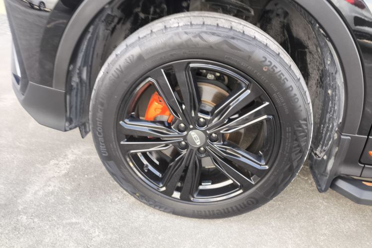 吉利汽车 2022款 博越X 1.8TD DCT智尊型车身外观6007