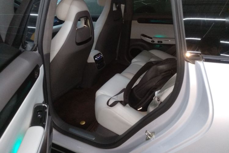 零跑汽车 零跑C01 2022款 后驱长续航版中控内饰21