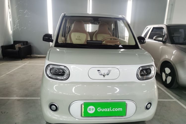 五菱汽车 宏光MINIEV 2024款 第三代 215km 青春版车身外观2