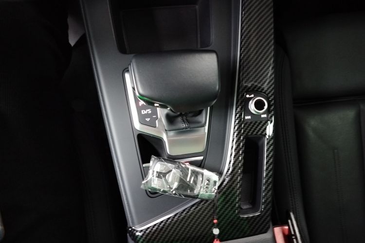 奥迪A5 2021款 Sportback 45 TFSI quattro 臻选动感型中控内饰18