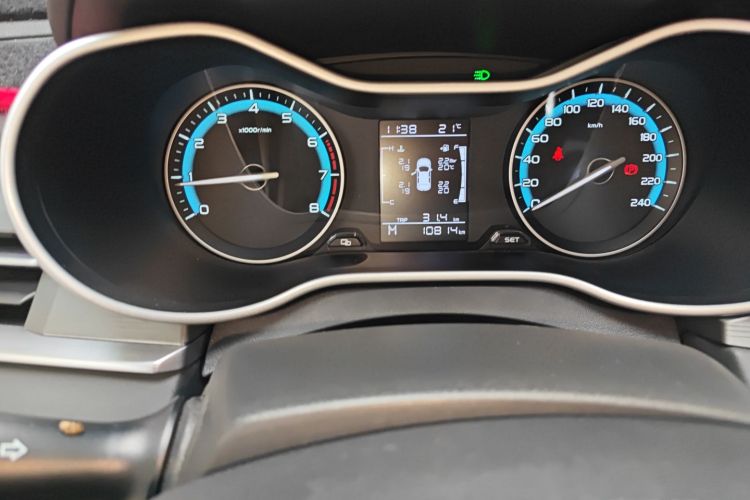 吉利汽车 帝豪 2021款 UP 1.5L 手动豪华型中控内饰15