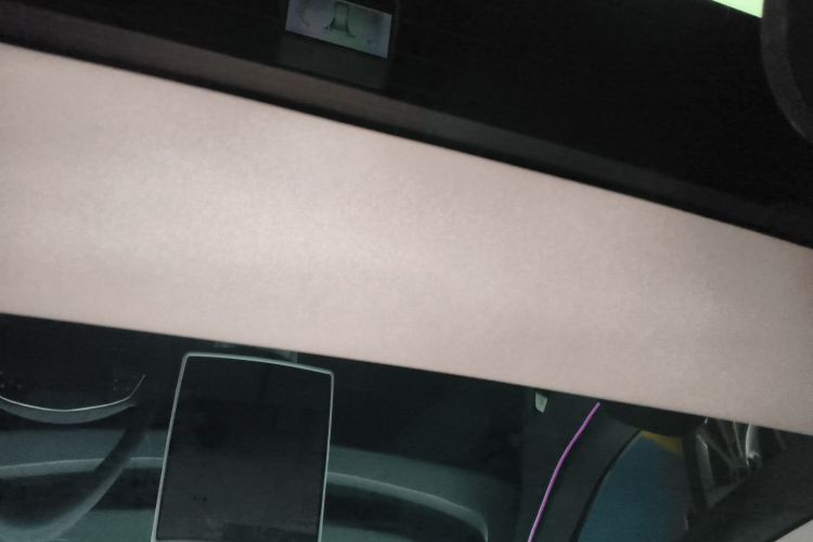 特斯拉 Model 3 2023款 后轮驱动版中控内饰22