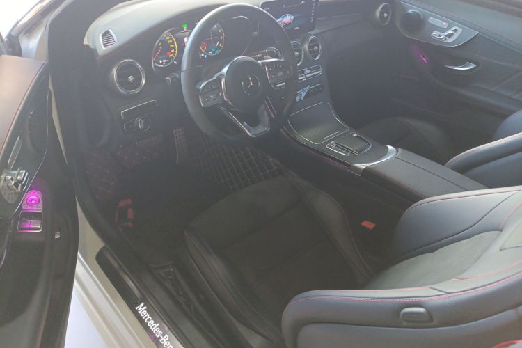 奔驰C级(进口) 2023款 C 260 轿跑车中控内饰7003