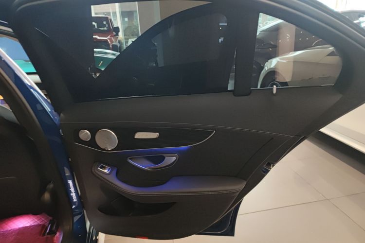 奔驰C级 2020款 改款 C 260 L 运动版中控内饰7006