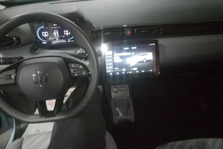 零跑汽车 零跑T03 2025款 403舒享版中控内饰12